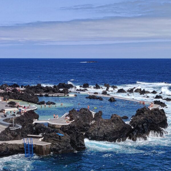 Piscines naturelles à Porto Moniz